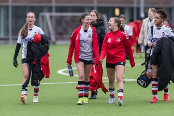 Bild 356 - wCJ Eimsbuettler TV : Altona 93 - Ergebnis: 1:1